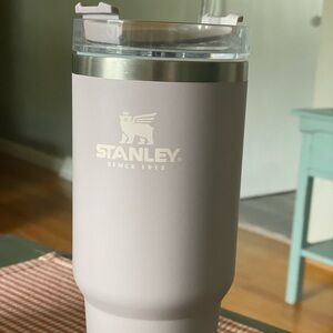 Stanley Quencher H2O FlowState Tumbler